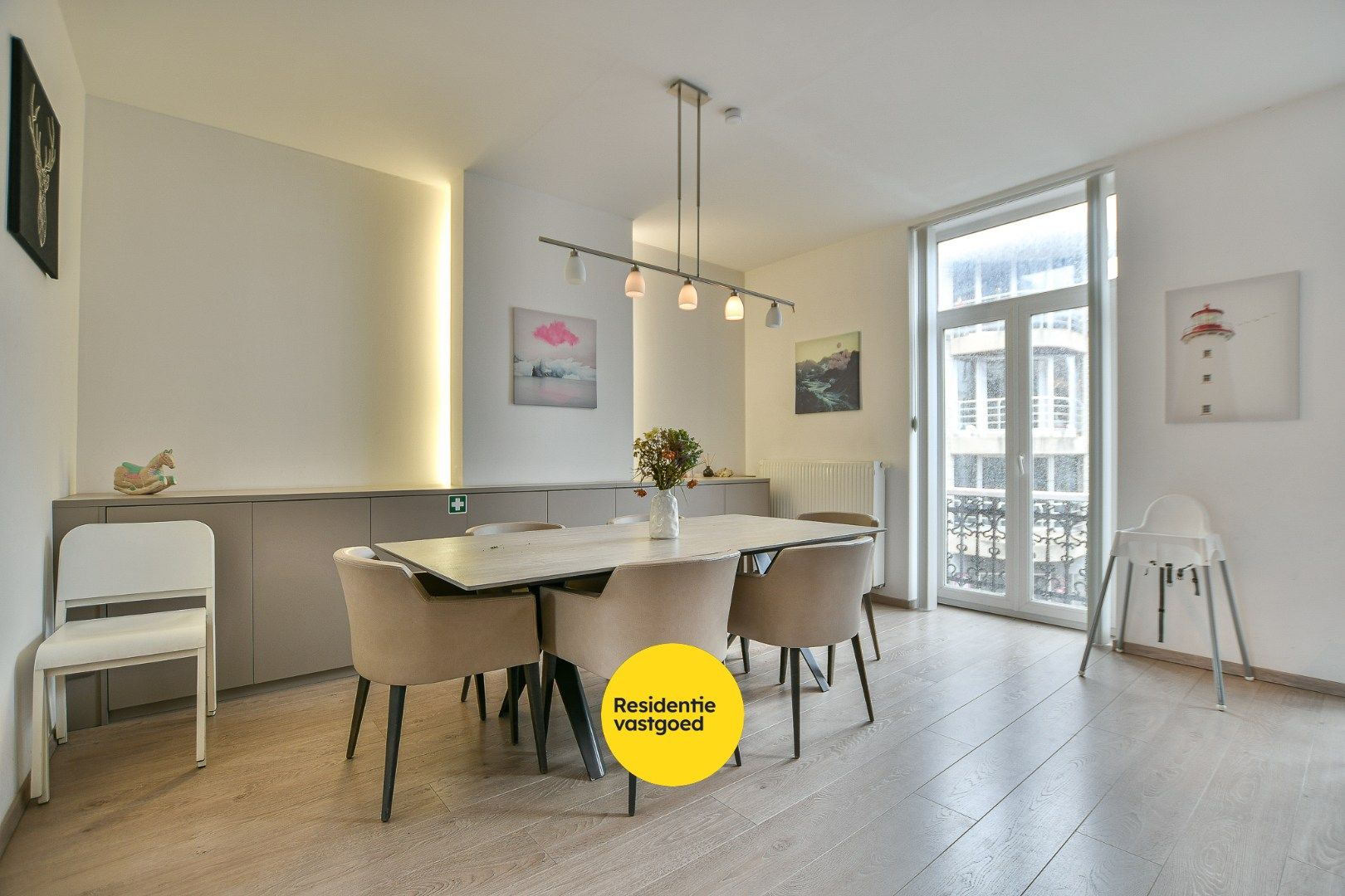 Comfortabel triplexappartement met 3 slaapkamers en terras in hartje Blankenberge foto 10