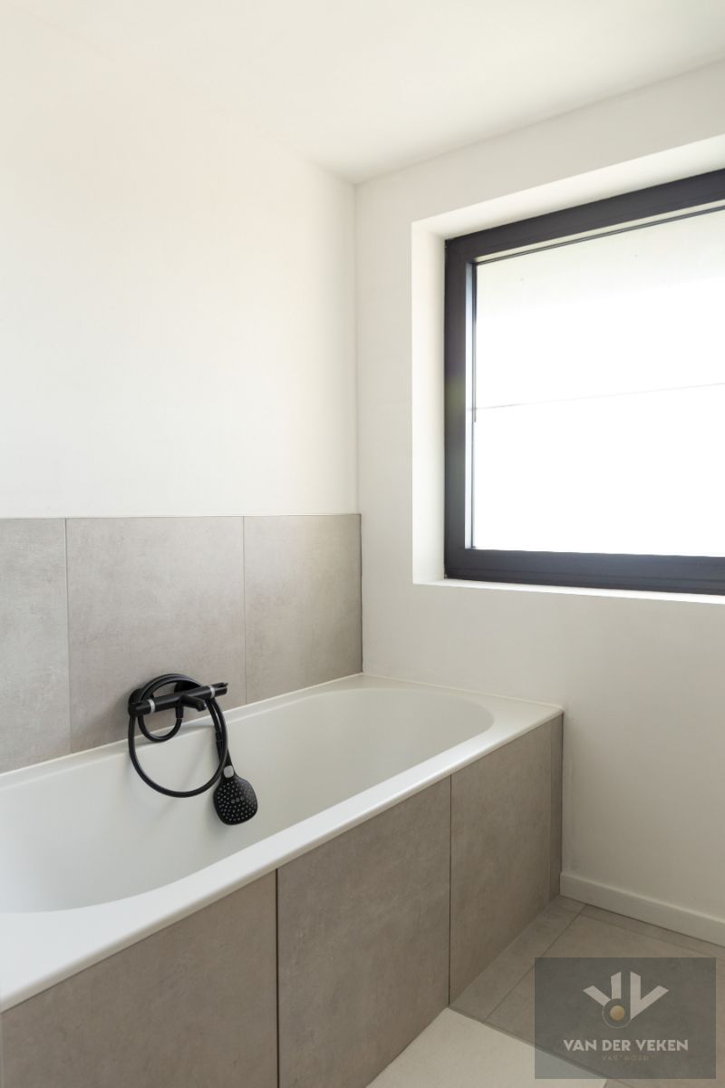 Luxueus en zeer energiezuinige half open bebouwing foto 10