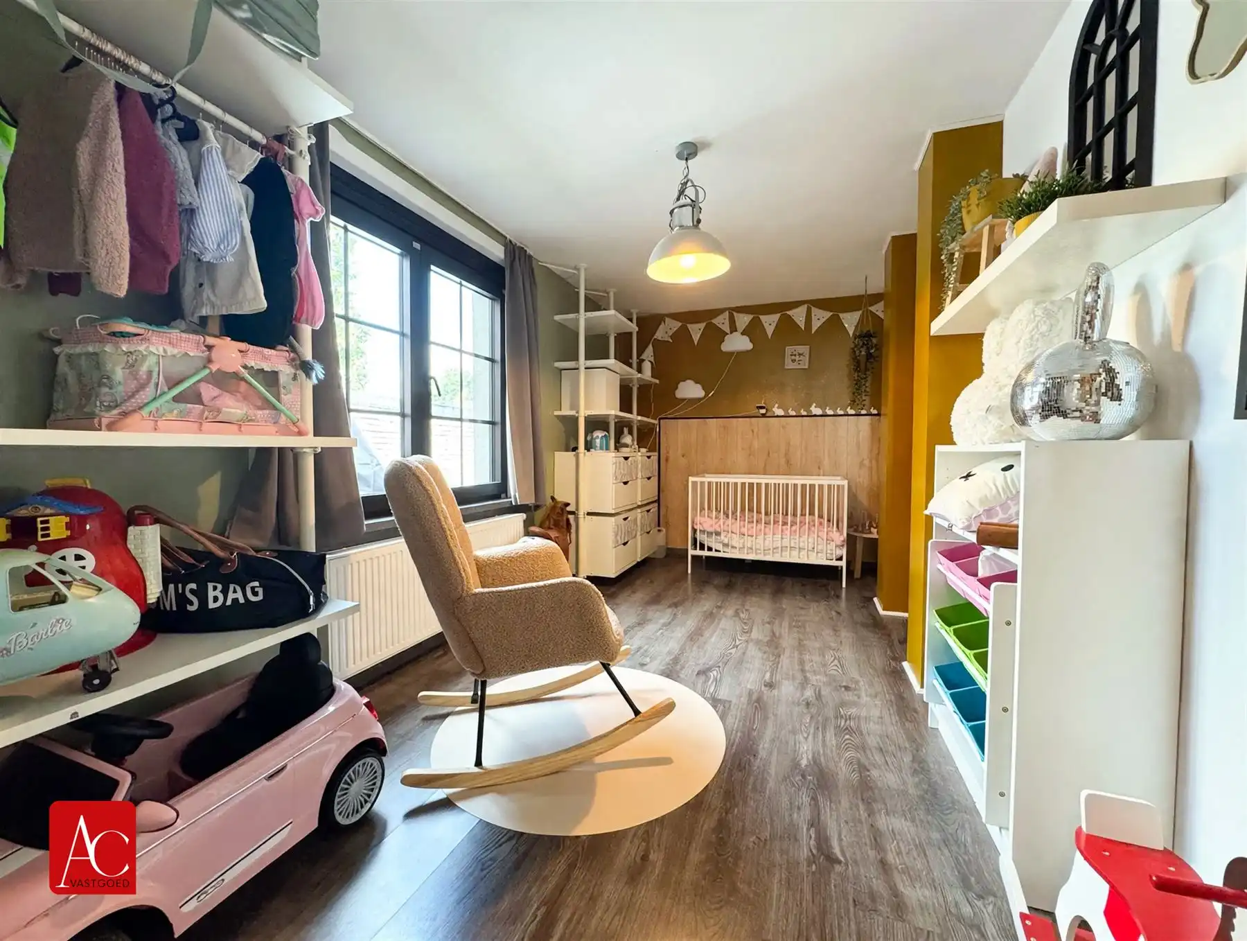 Instapklare HOB met zijweg foto 15