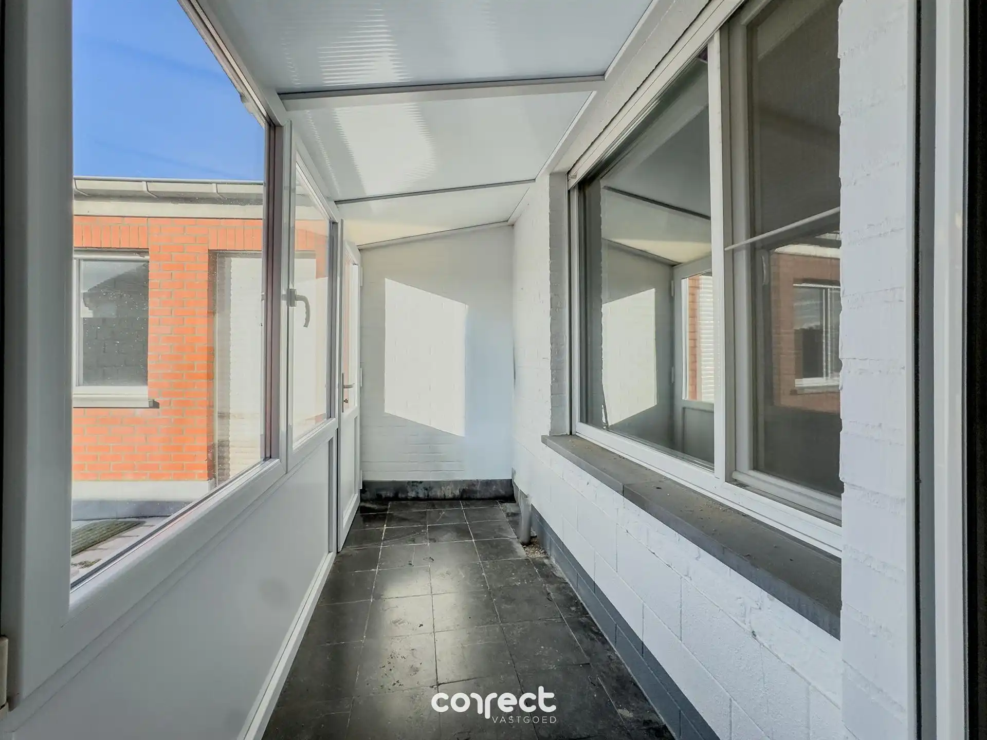 Ruime starterswoning met garage. foto 7