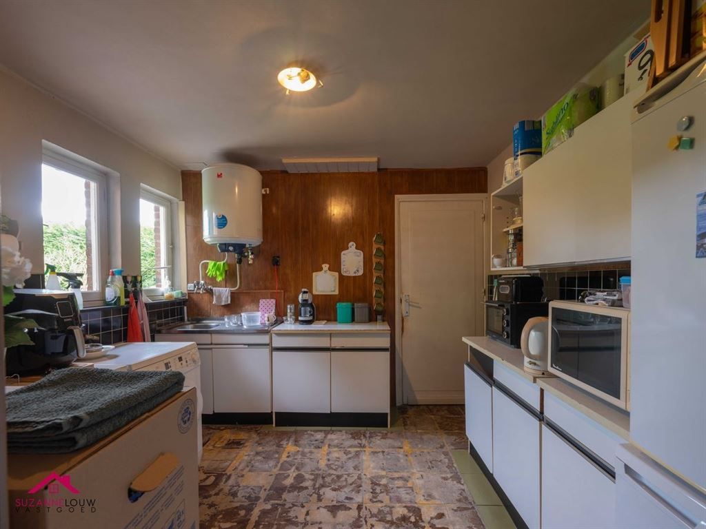 Vrijstaande woning, te renoveren naar eigen smaak foto 24