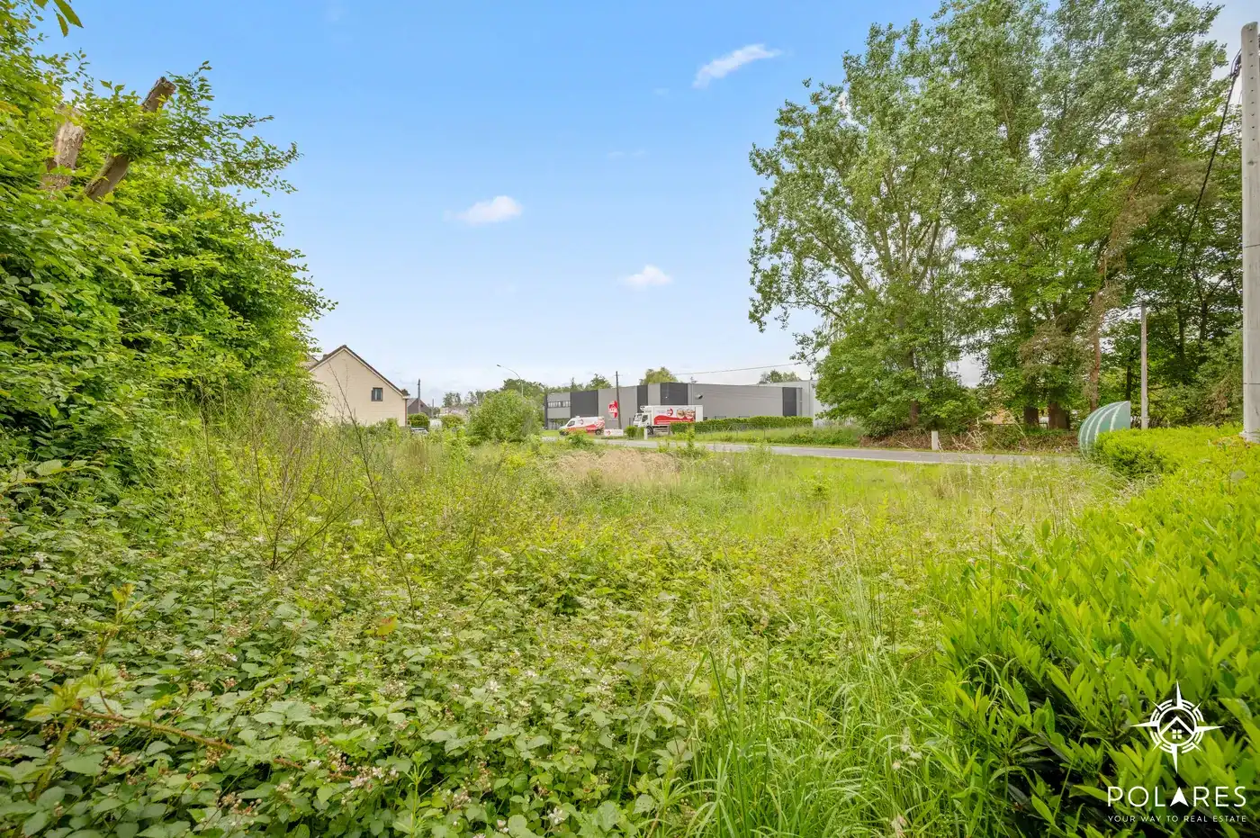 Ruime open bebouwing met grote tuin op perceel van 1790m² in Heist-op-den-Berg met oostelijke oriëntatie foto 2