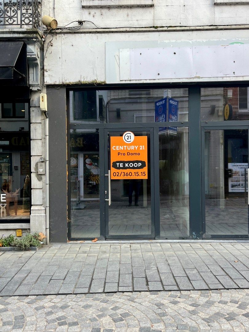 Een in te richten polyvalente open handelsgelijkvloers van 185m² foto 3