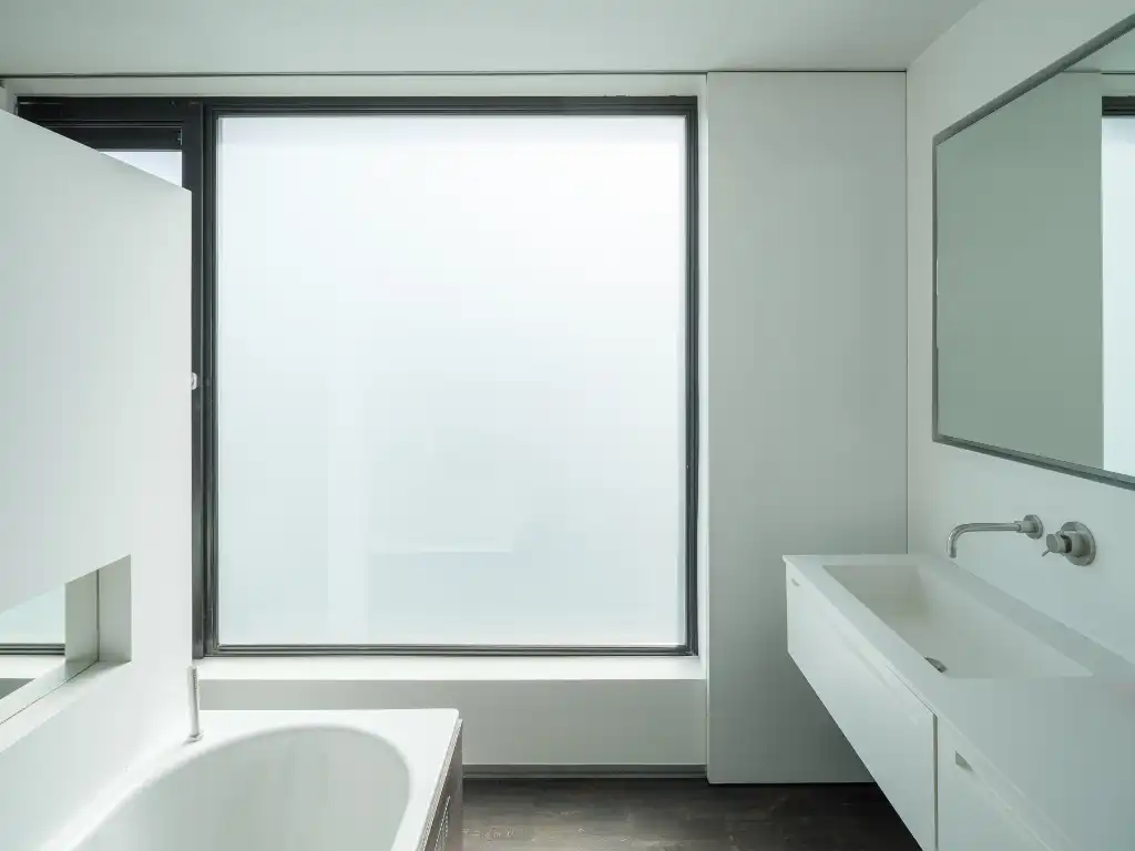 Architecturale burgerwoning naar de hand van Enplus architecten met stadstuin en polyvalente achterbouw op een boogscheut van het stadscentrum. foto 17