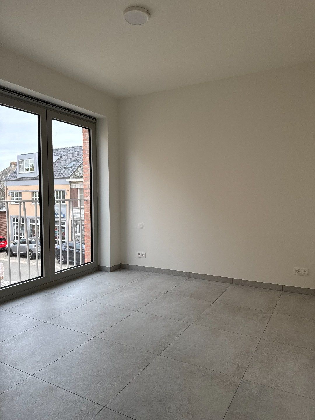 NIEUWBOUWAPPARTEMENT MET 2 SLAAPKAMERS, TERRAS, ONDERGRONDSE AUTOSTANDPLAATS EN KELDERBERGING IN RESIDENTIE "DE KWINT" TE ZONHOVEN foto 7