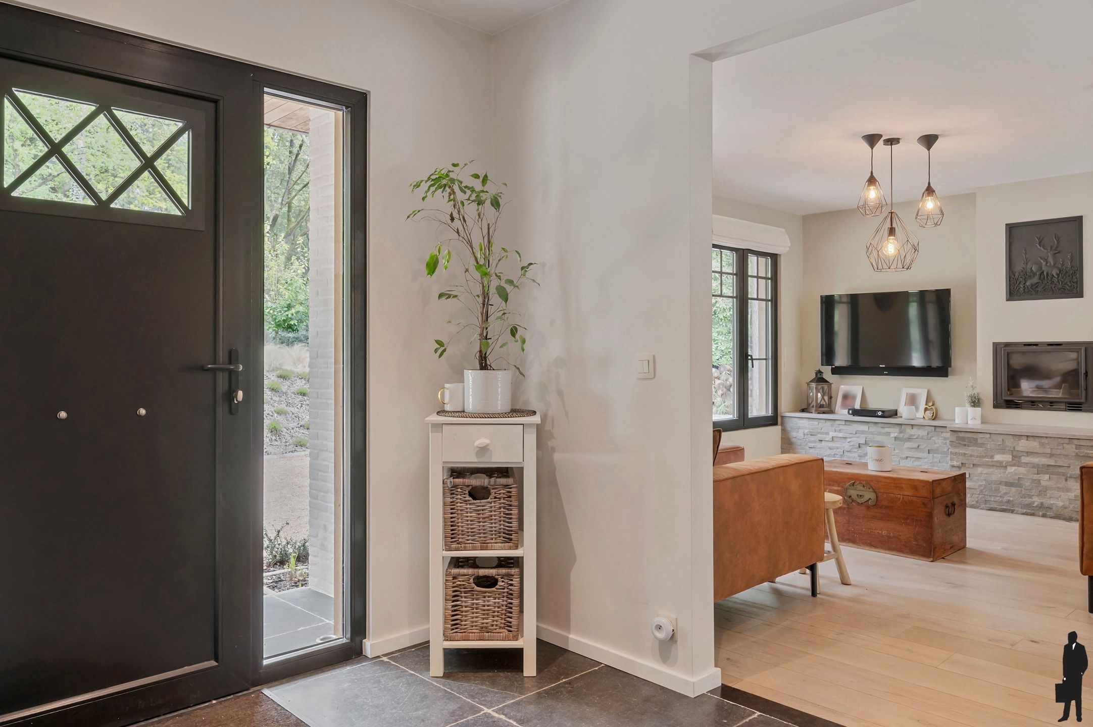 Volledige gerenoveerde villa te koop foto 8
