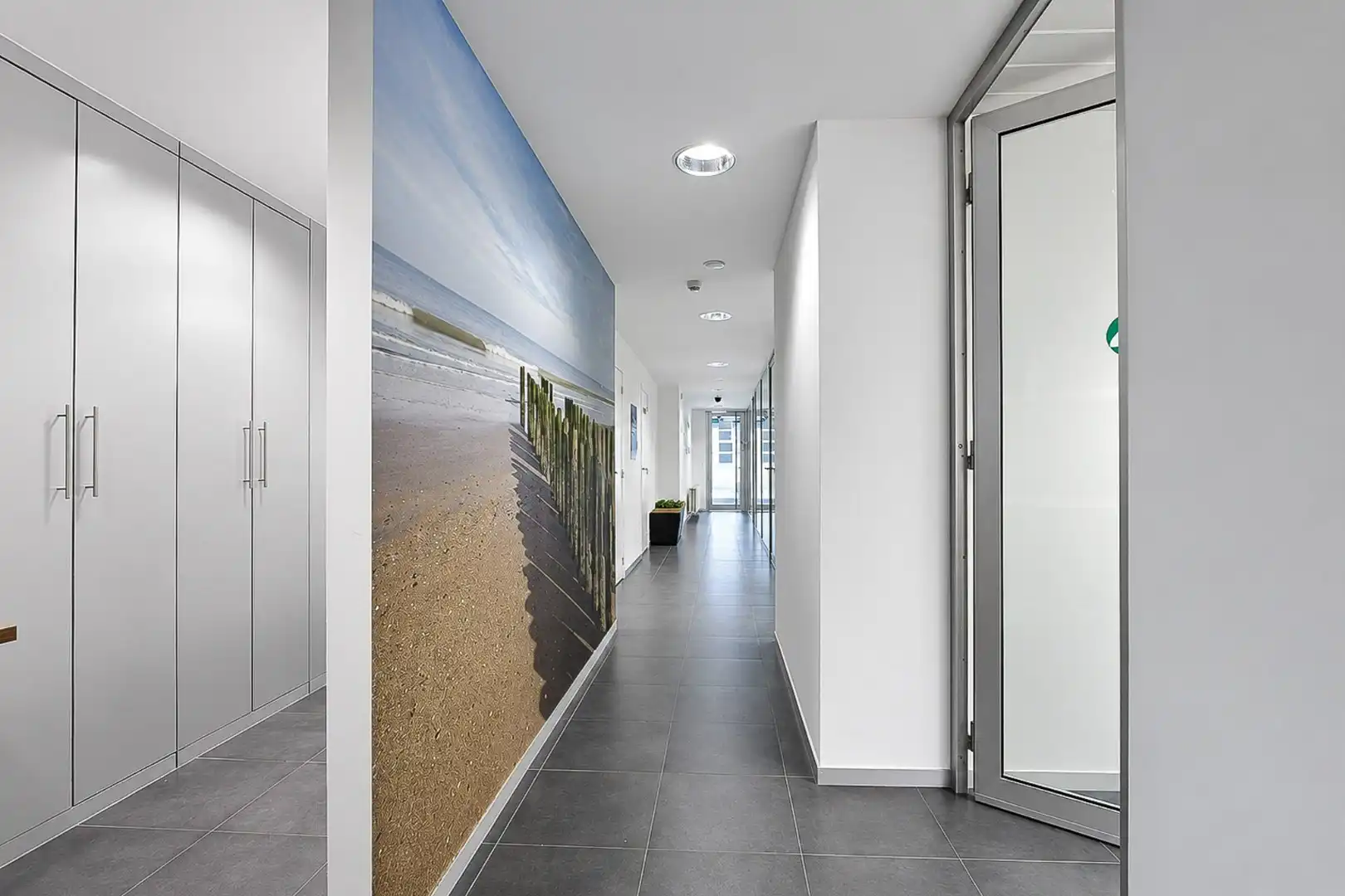 Instapklare kantoorruimte te koop Knokkestraat 56 Heist foto 13