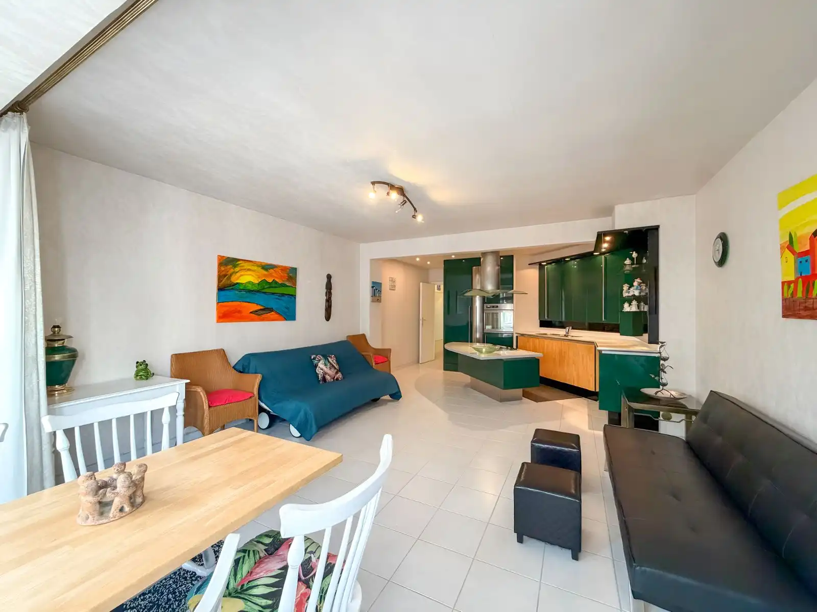 Charmant 1-slaapkamerappartement in kleinschalige residentie vlak bij strand foto 4