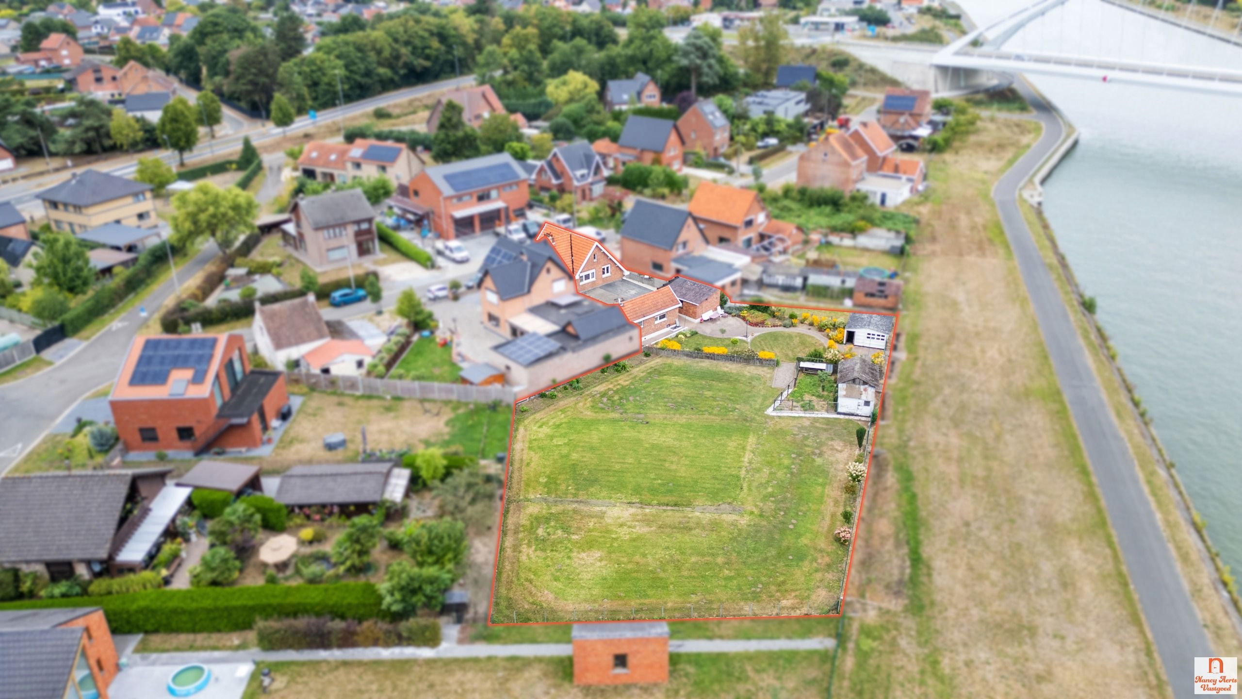 Half-openbebouwing met zicht op het kanaal  foto 37