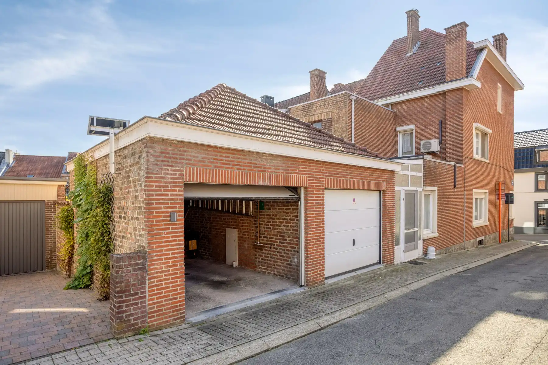 Karaktervol ruim herenhuis in het stadscentrum van Tongeren foto 26