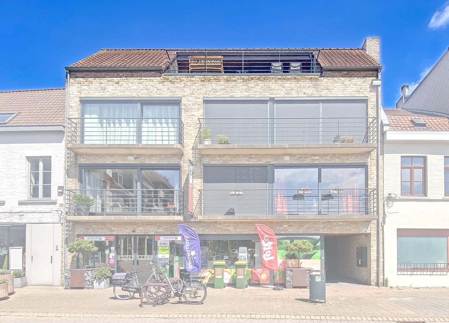 Penthouse met 3 slaapkamers op wandelafstand van de markt. foto 19