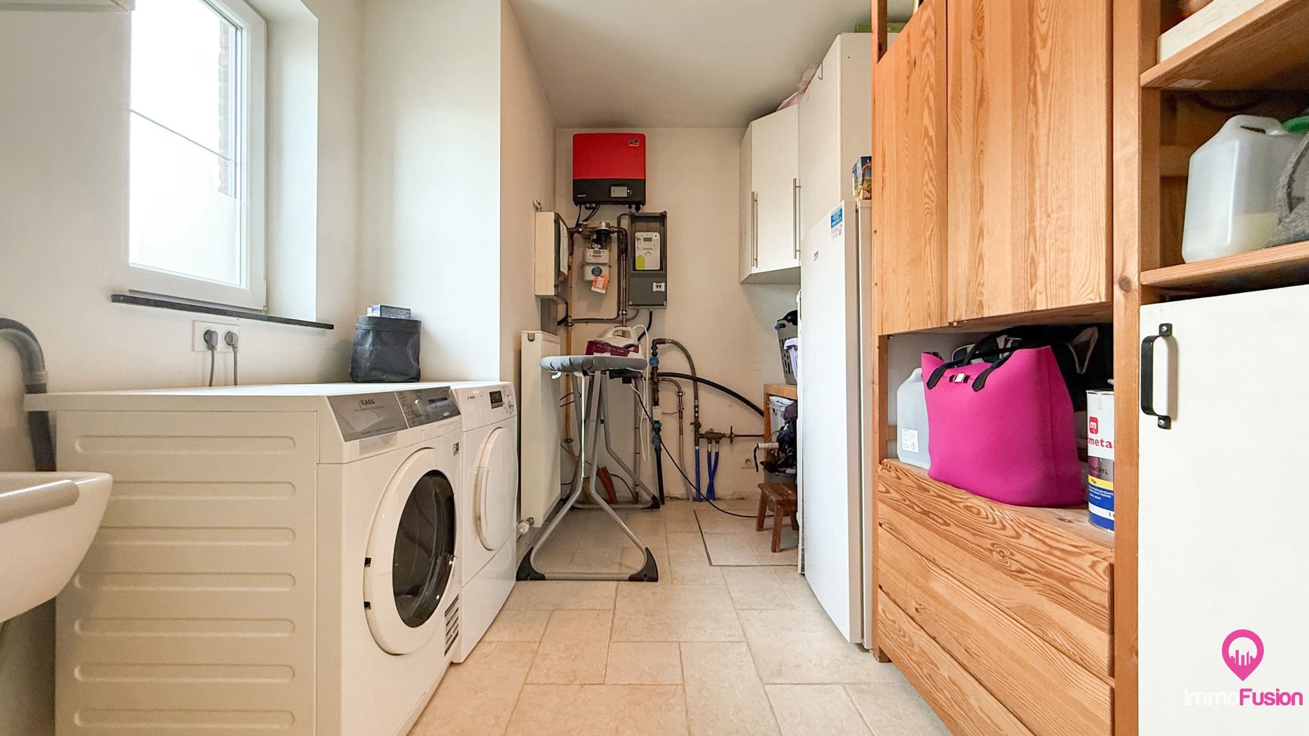 Instapklare gezinswoning met 3 slpks en zonnige tuin! foto 17