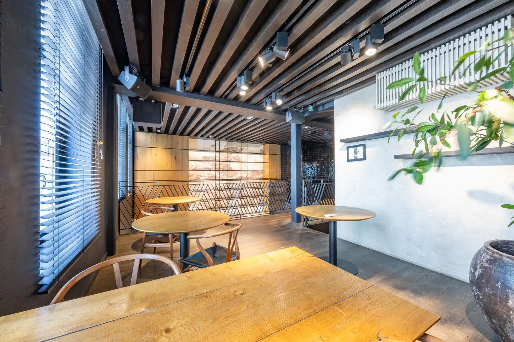 Exclusief horecapand met terras op toplocatie foto 13