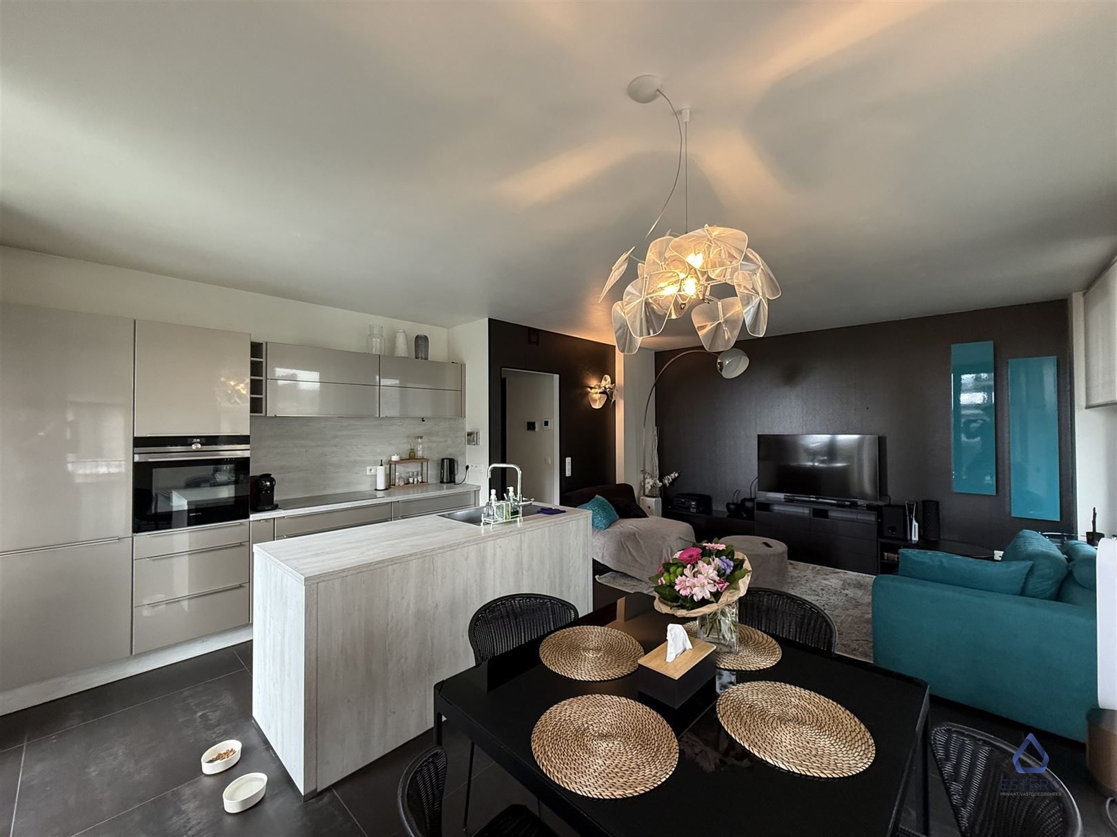 Luxueus bemeubeld 2 slk appartement in de Cadix wijk	 foto 3