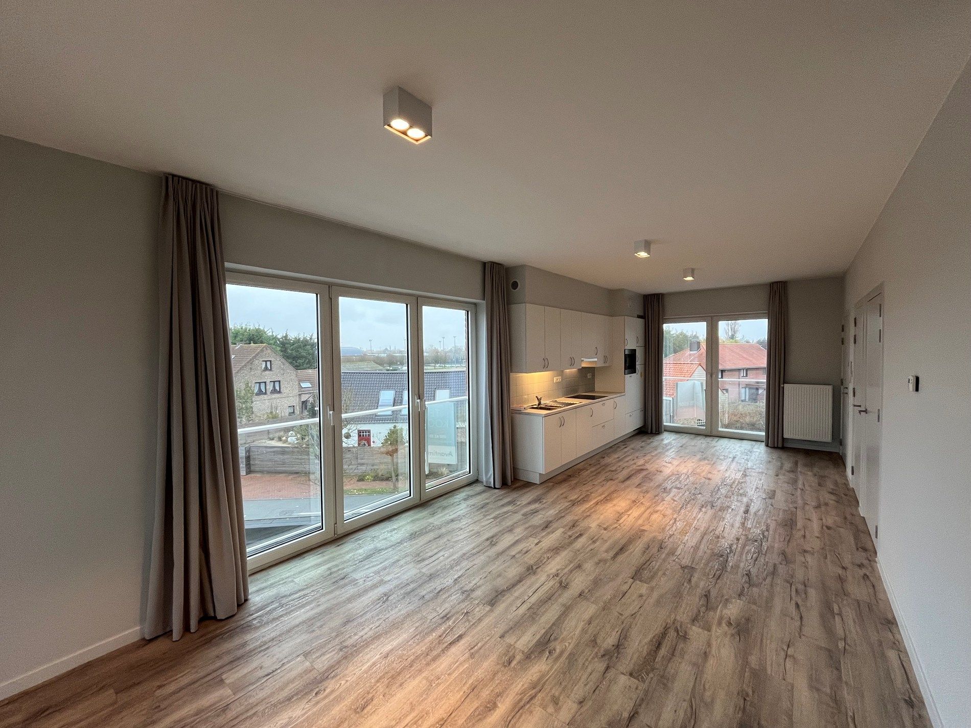 Ruime serviceflat met 2 slaapkamers te koop foto 6