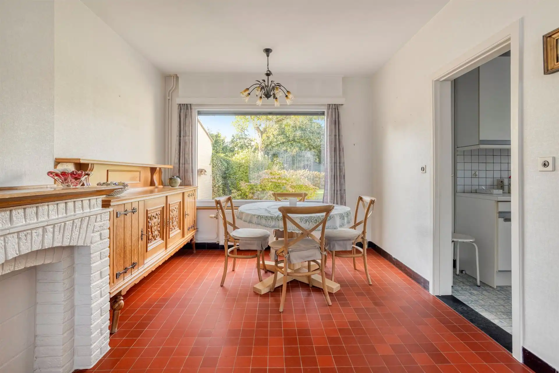 Karaktervolle woning met 3 slpk's, ruime tuin en garage! foto 7