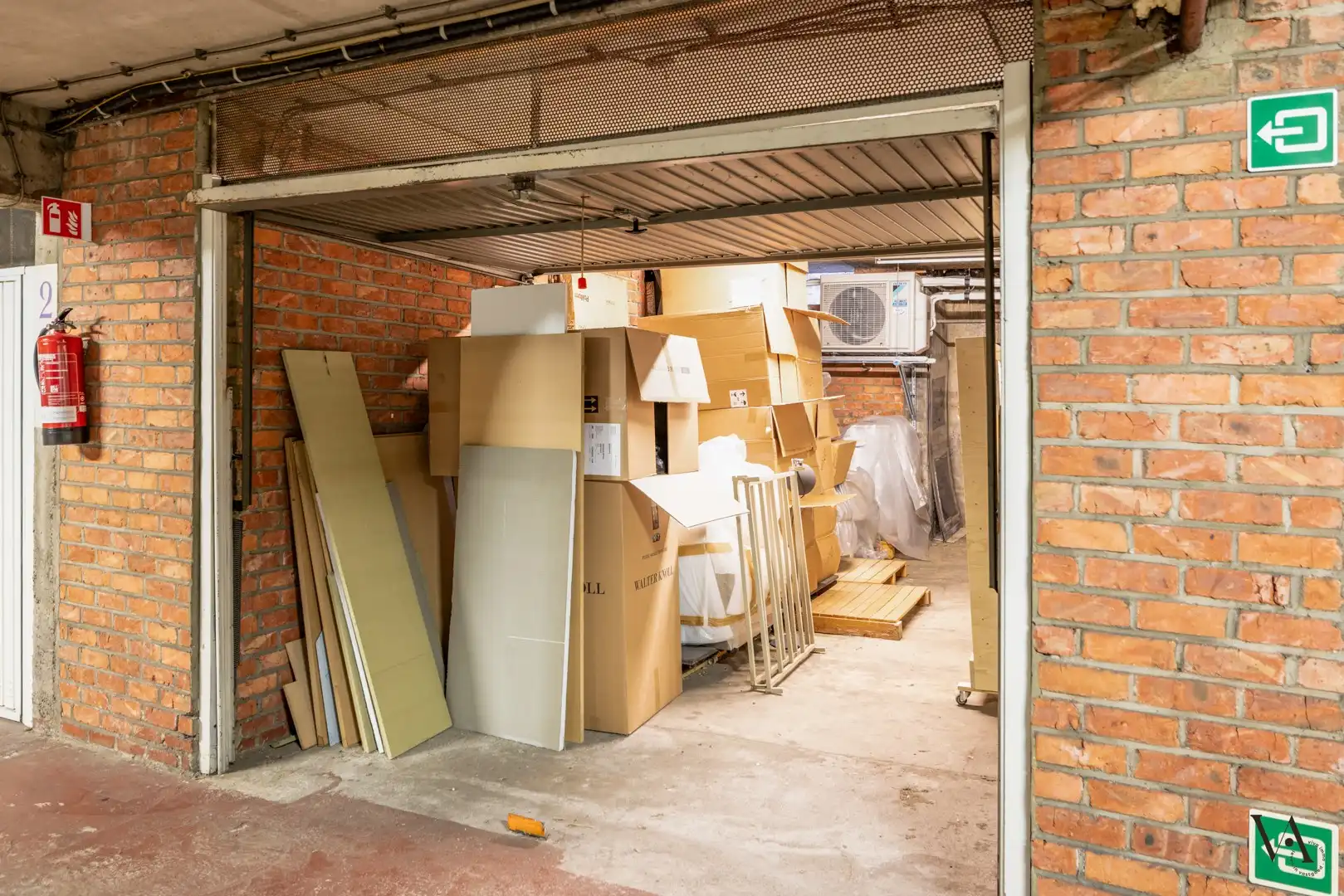 High-end kantoor- en winkelruimtes in het hart van de stad foto 12