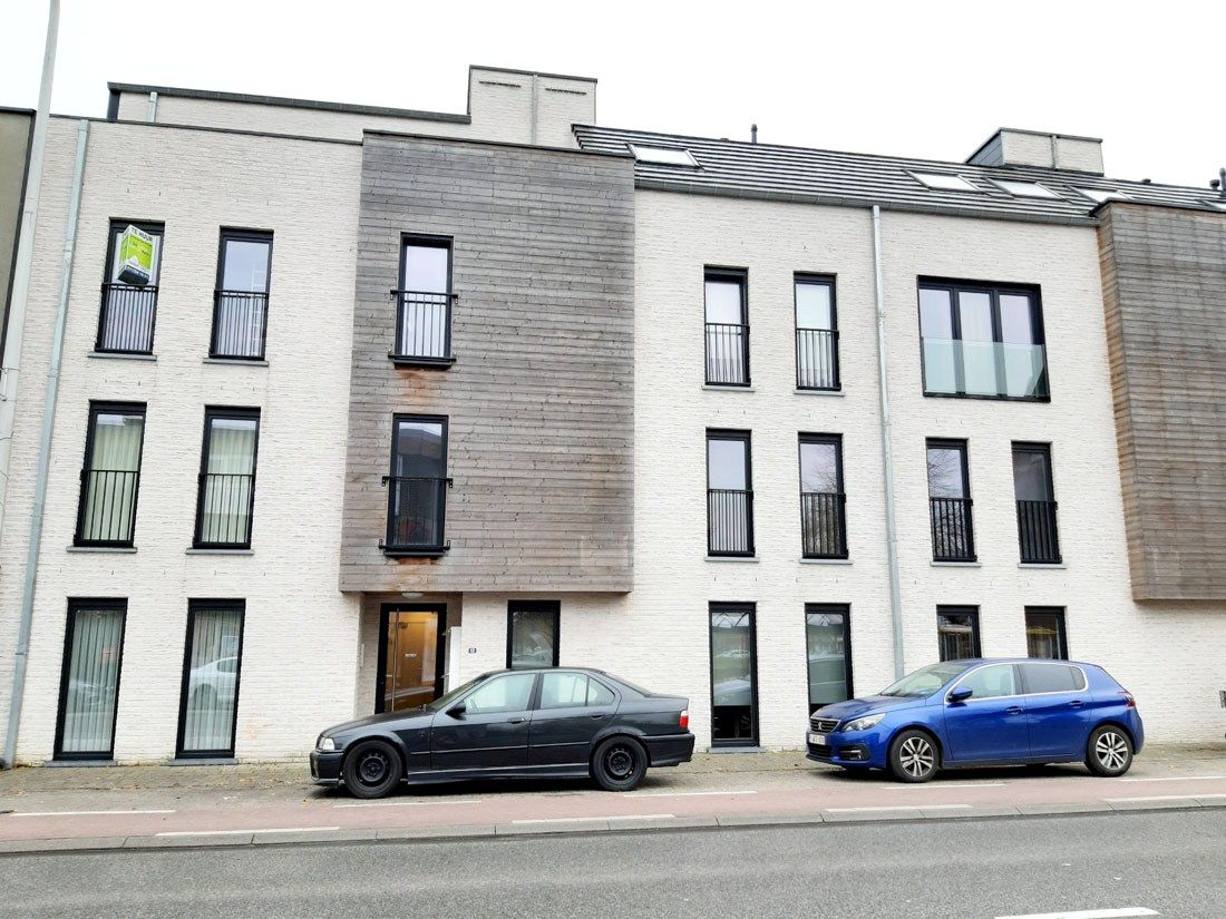 Recent, trendy gemeubeld appartement te Heppen (Leopoldsburg) foto {{pictureIndex}}