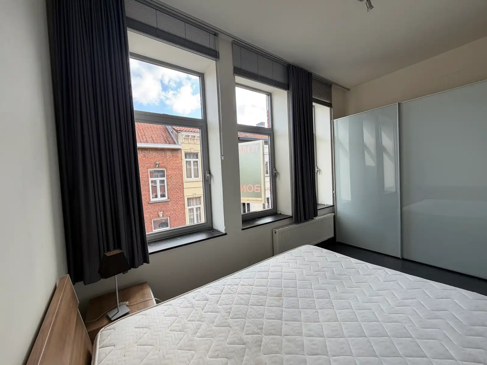 Gemeubeld appartement met terras en 1 slaapkamer te Leuven foto 7