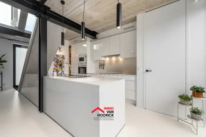 Prachtige ruime instapklare woning ! foto 6