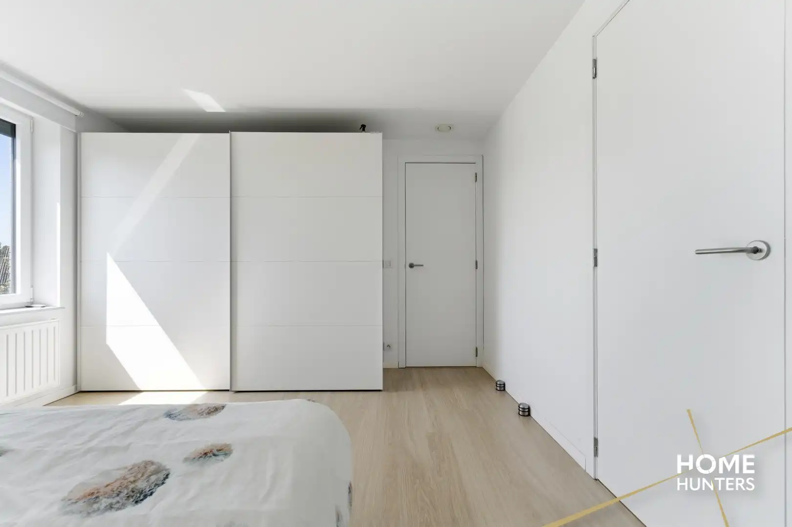 Exclusieve, energiezuinige Halfopen bebouwing (2017) met 4 slaapkamers, zonnige tuin en hoogwaardige afwerking te Ieper foto 18