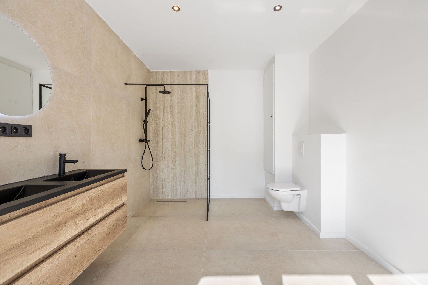 Luxueus, gerenoveerde woning met EPC: A-label te Sint-Niklaas! foto 11