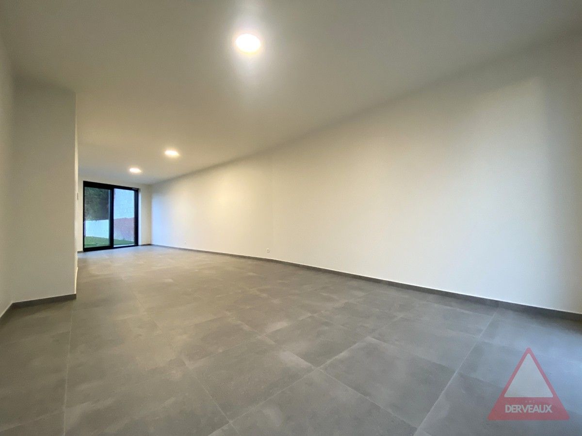 Zonnebeke – Nieuwbouwwoning met open keuken, garage en 2 parkeerplaatsen foto 4