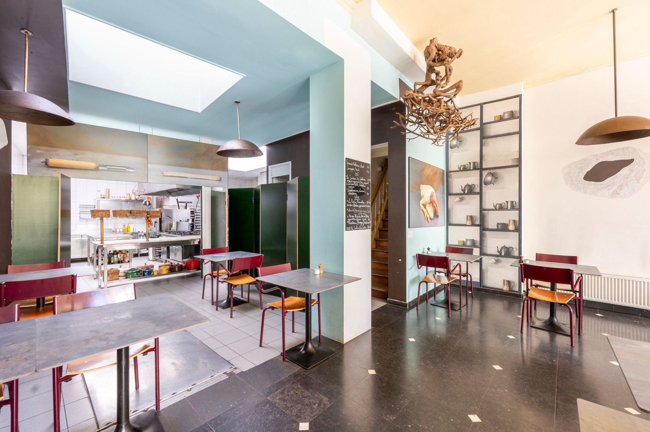 Handelspand met karaktervolle gevel op toplocatie foto 4