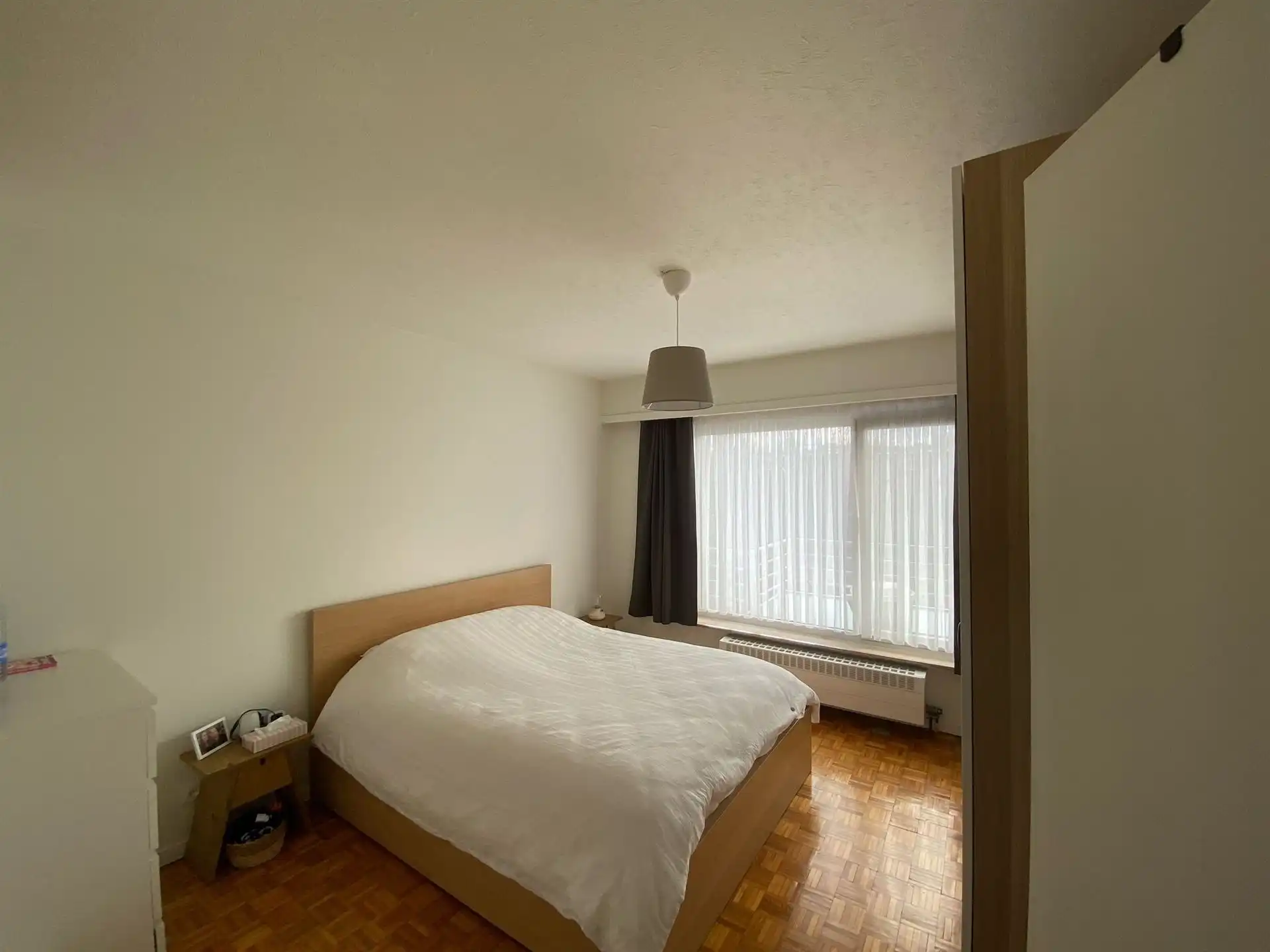 rustig gelegen 2 slpk-appartement met terras en garage foto 7