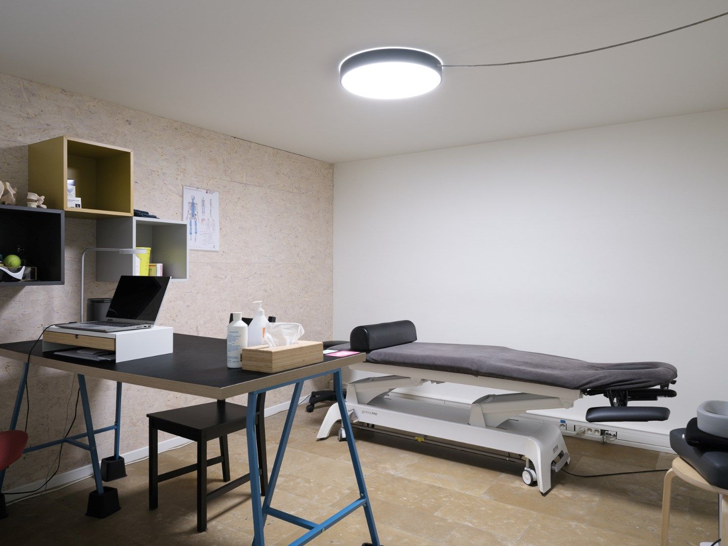 Ruim commercieel kantoor/praktijkruimte langsheen de Coupure uit 1997 met 205 m² bruikbare oppervlakte foto 9