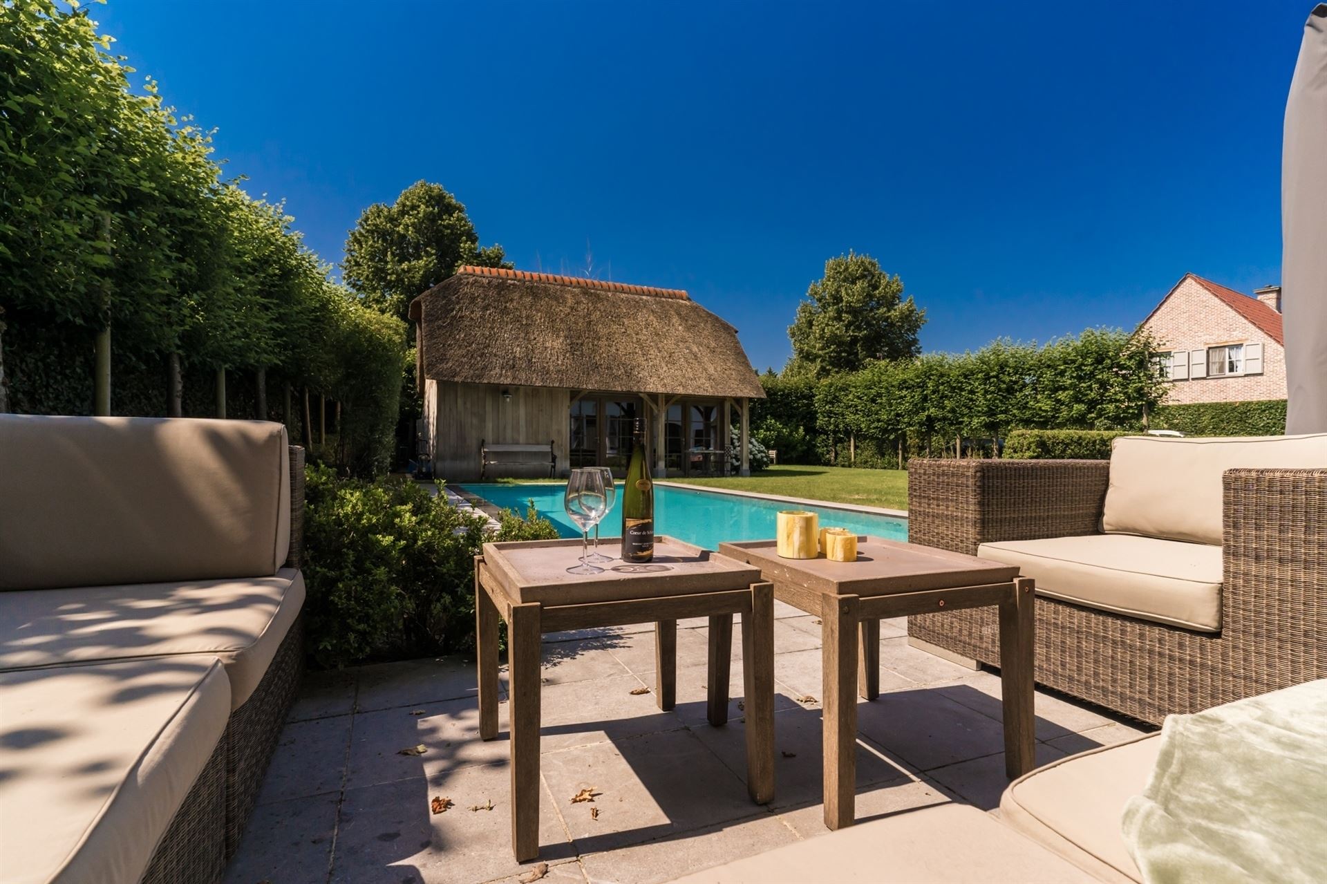 Authentieke hoeve met 4 slpks, poolhouse en zwembad foto 37