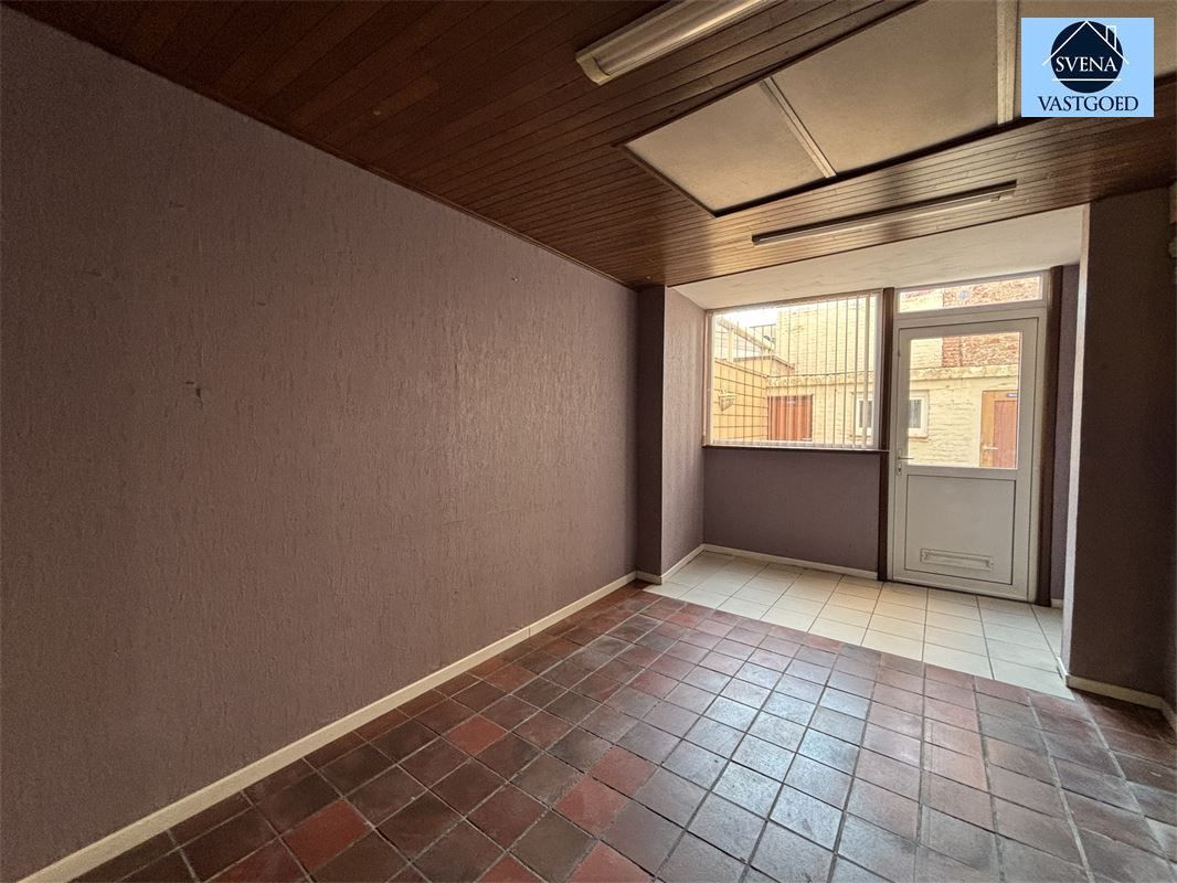 HANDELSZAAK + WOONST IN HET CENTRUM VAN GERAARDSBERGEN foto 4