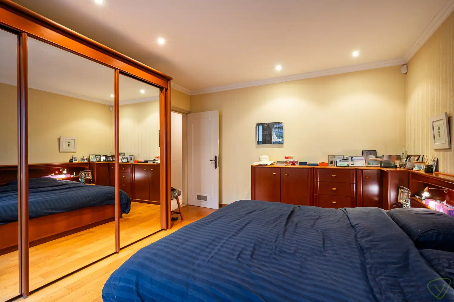 Kwalitatief afgewerkte woning met ruime woonoppervlaktes op een rustige ligging. foto 18