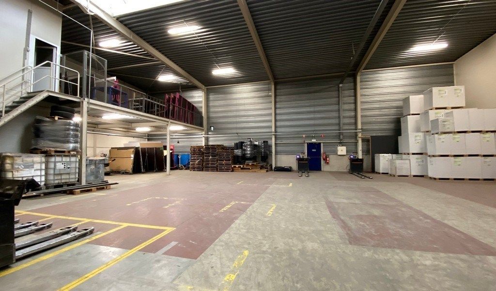 Logistieke loods te huur in I.Z. Krekelenberg Boom foto 6