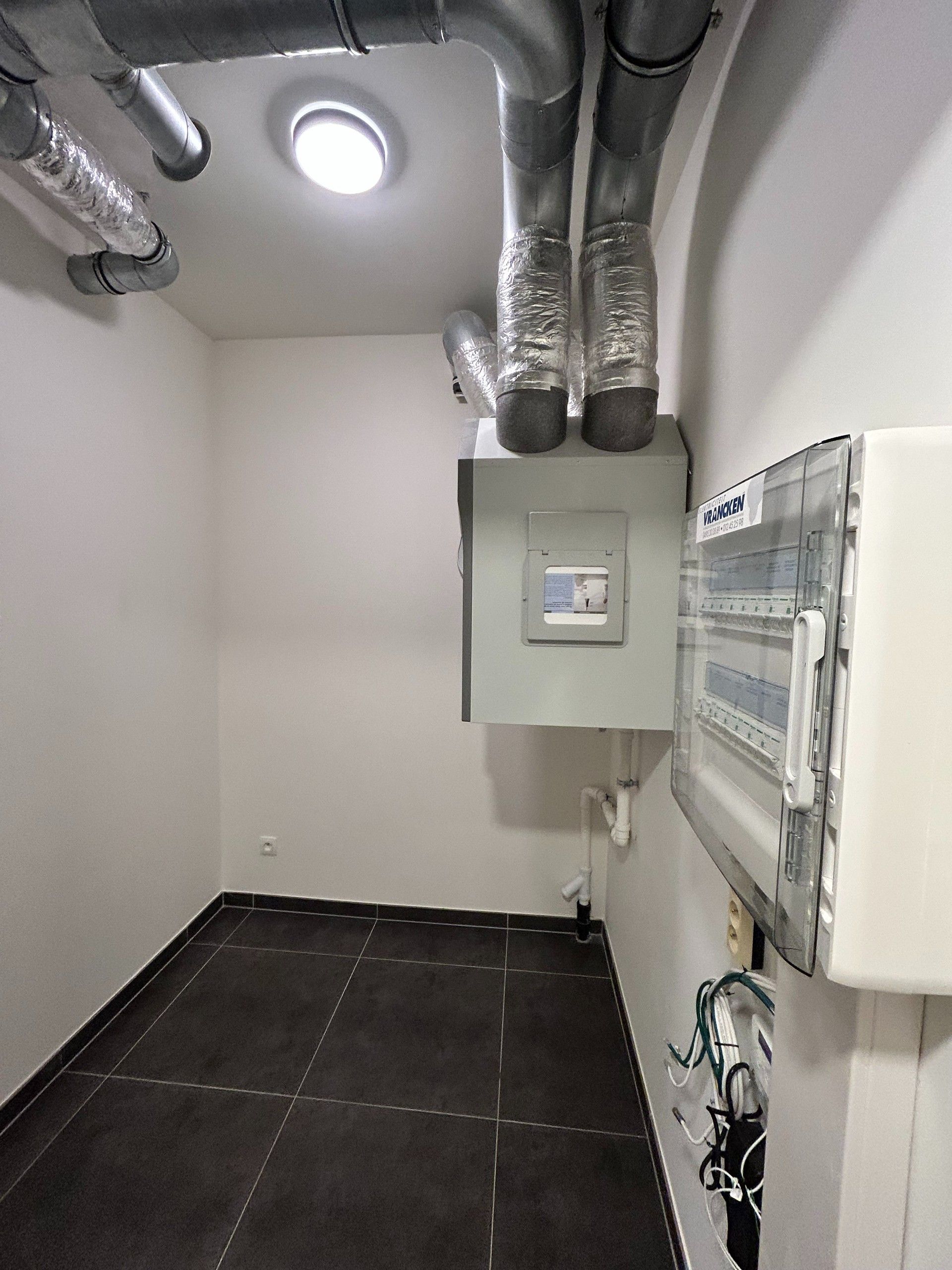 2 Slaapkamerappartement met leuk terras op de grote ring van Hasselt foto 9