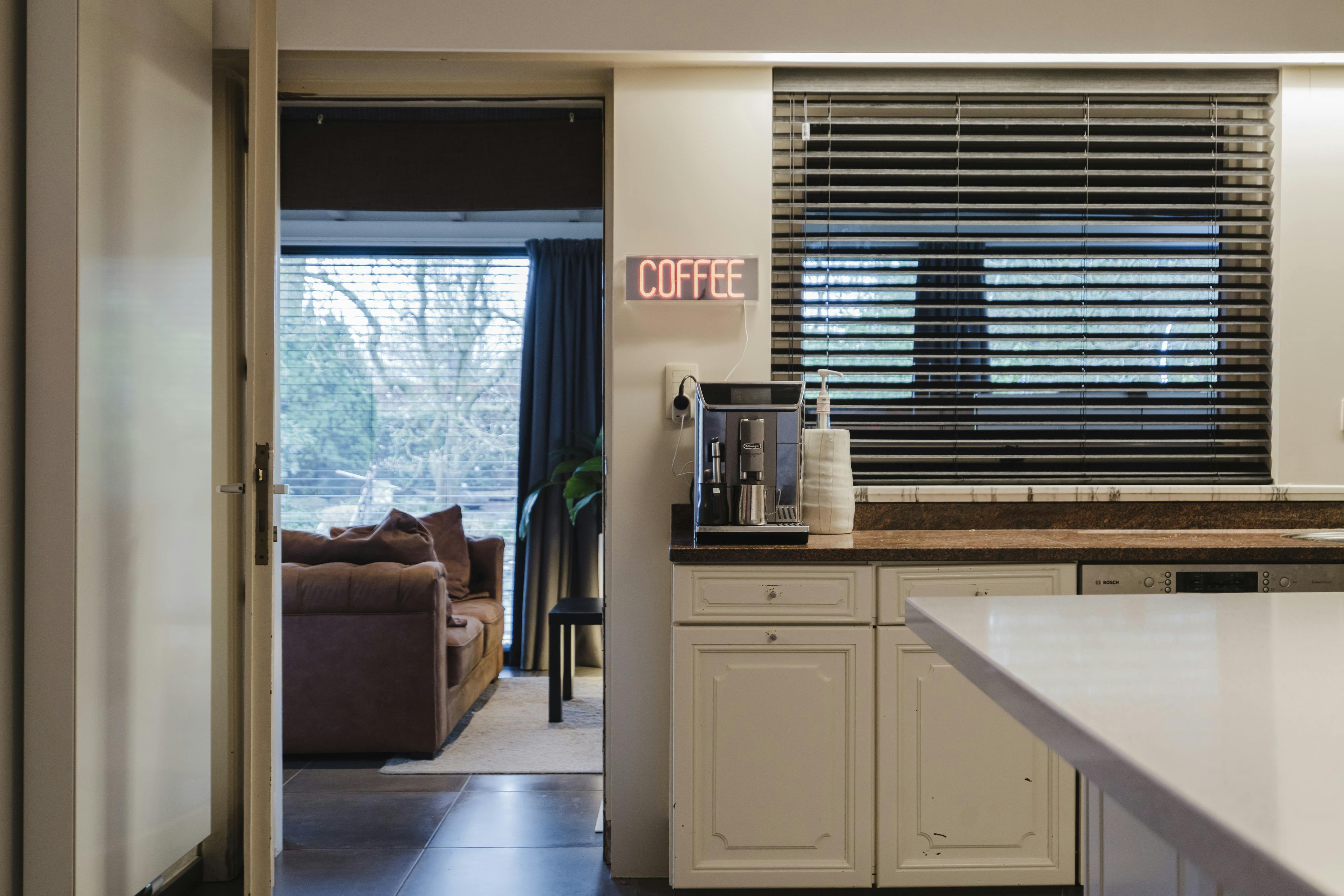 Instapklare villa te koop in Harelbeke foto 9