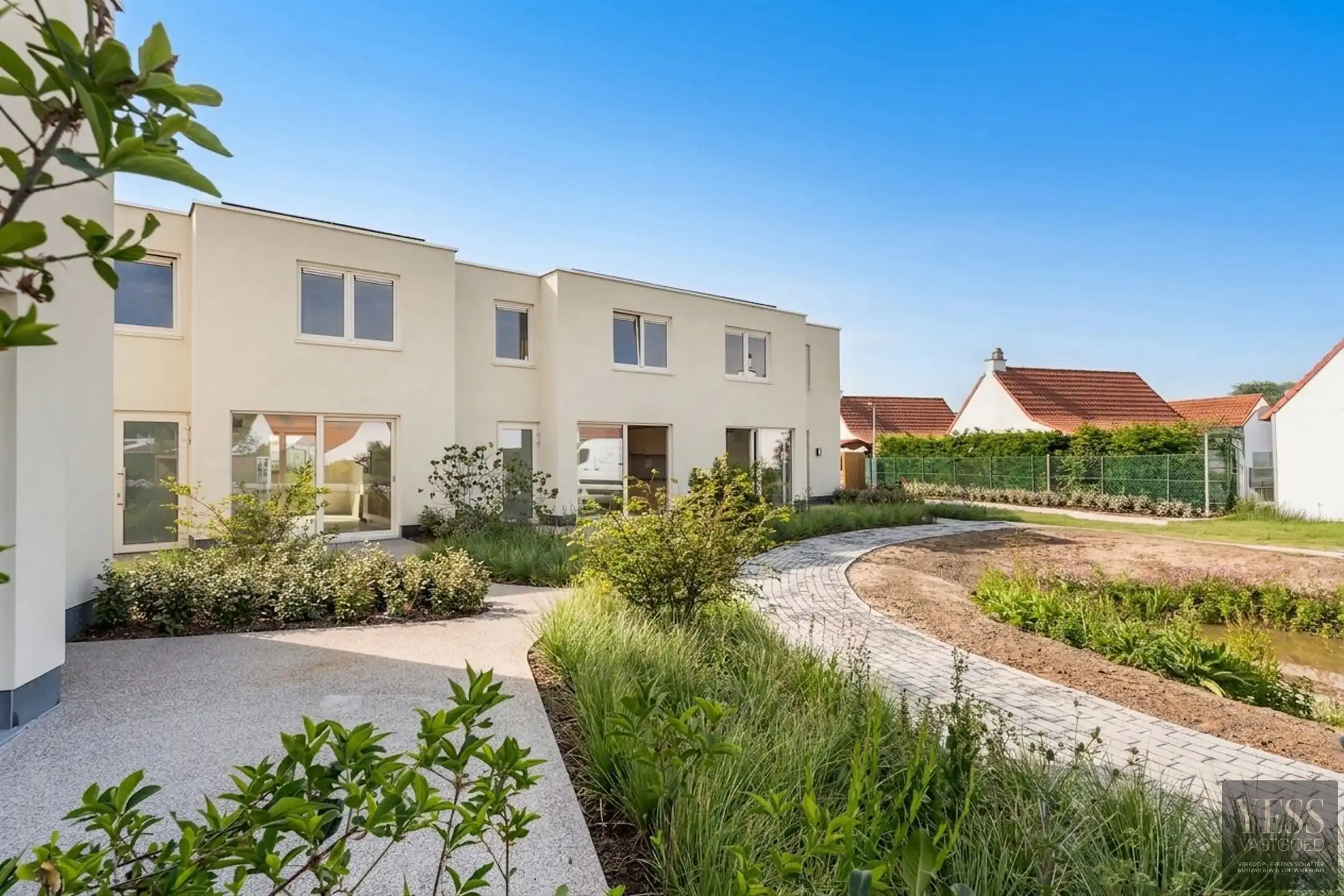 Instapklare vakantiewoningen, eigen gebruik of investering! foto 2