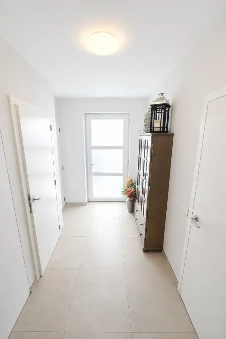 Recente energiezuinige woning met 3/4 slaapkamers, garage en gezellige tuin, Lichtervelde foto 10