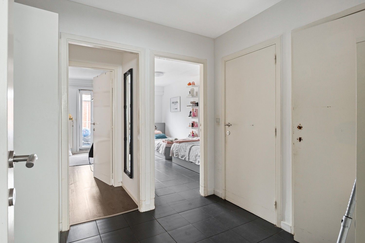 Ruim gelijkvloers appartement met 3 slaapkamers en terras in Deurne! foto 8