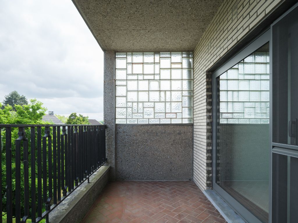 Kwalitatieve design bel-étage met 3 slaapkamers (mogelijkheid tot 5), bureauruimte en goed georiënteerde tuin te Sint-Amandsberg. foto 21