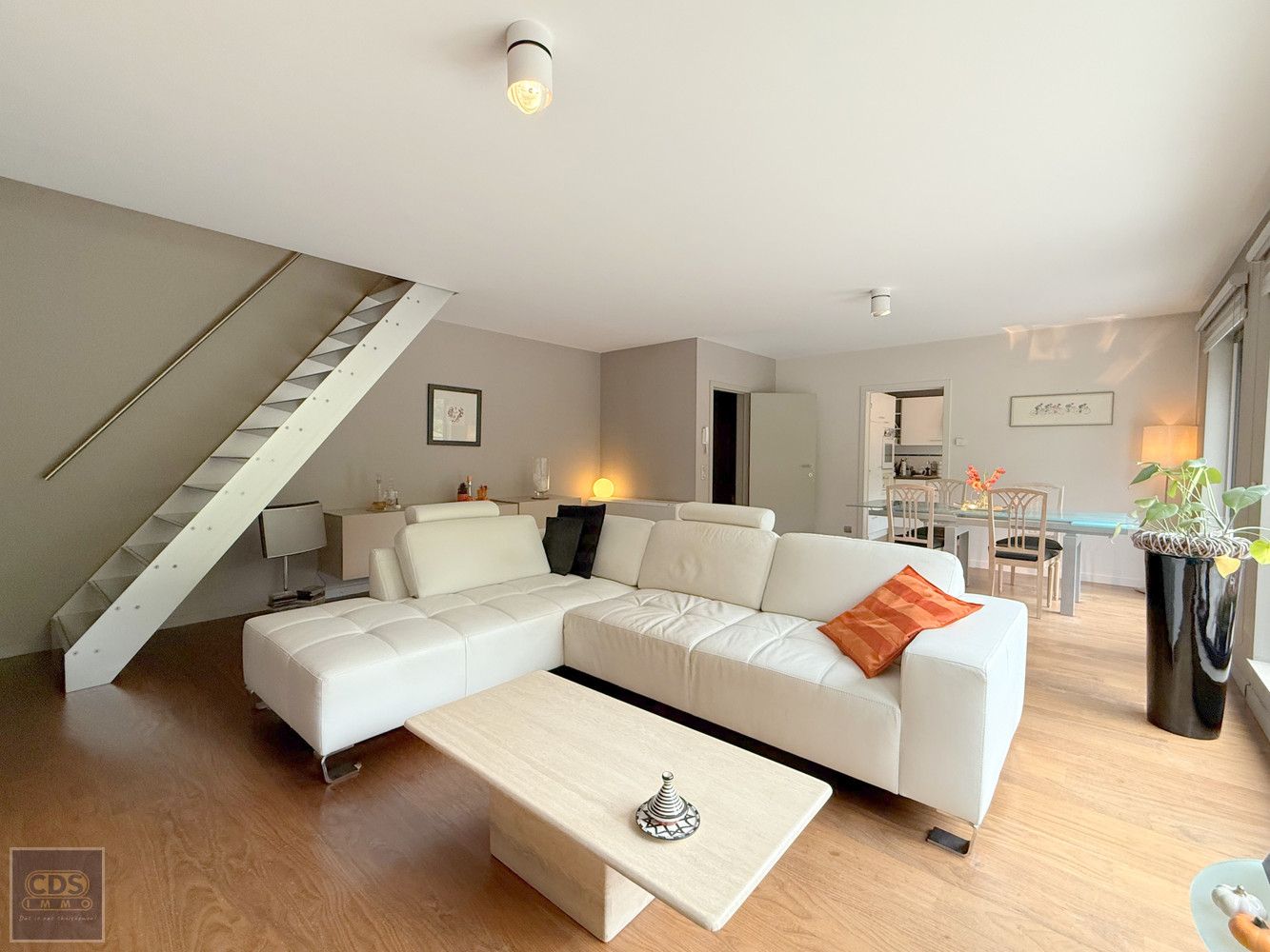 Duplex appartement foto {{pictureIndex}}
