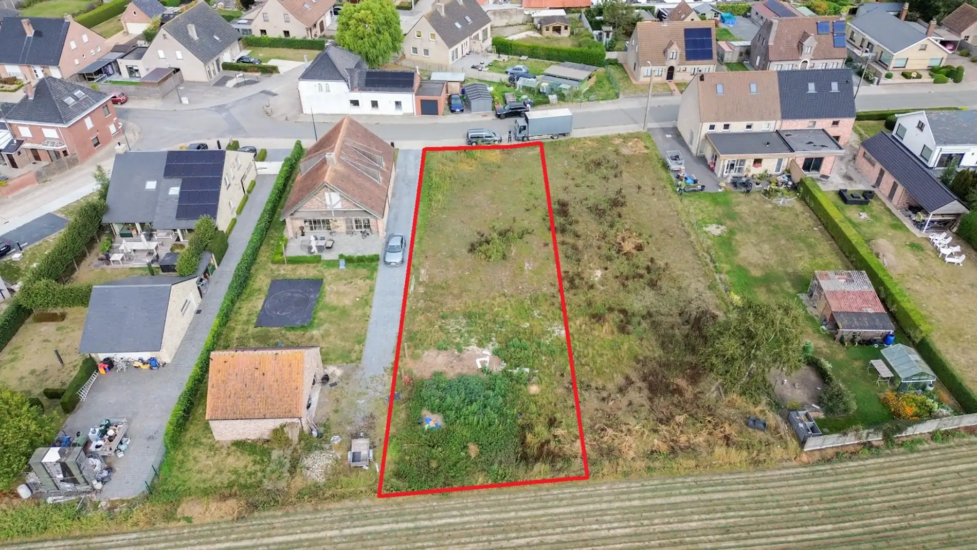 Mooi gelegen perceel bouwgrond voor open bebouwing, 804 m², Bovekerke.  foto 6