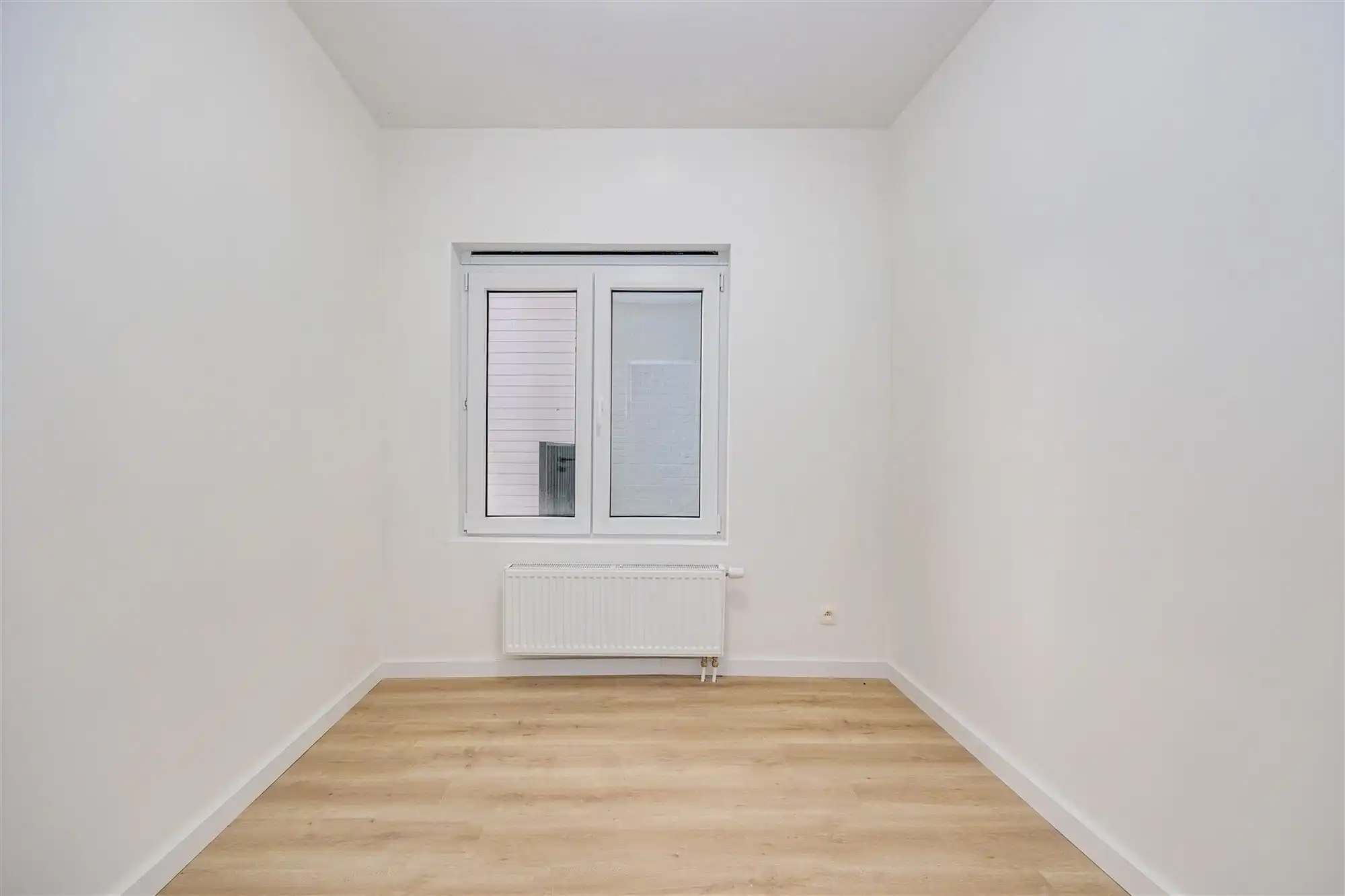 Vergund gerenoveerd appartementsgebouw  foto 22