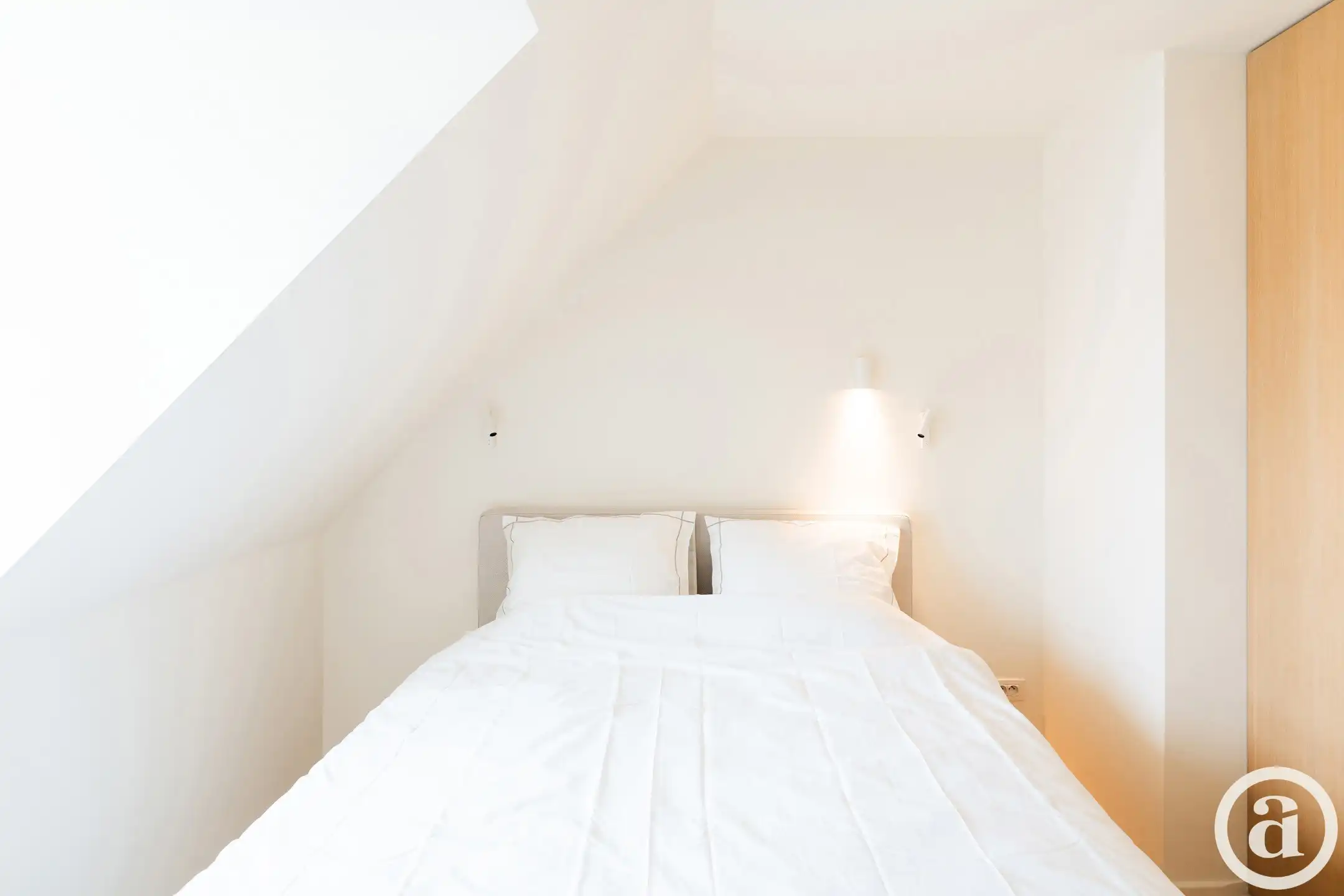 Zonnige penthouse met ruime terrassen en zijdelings zeezicht foto 17
