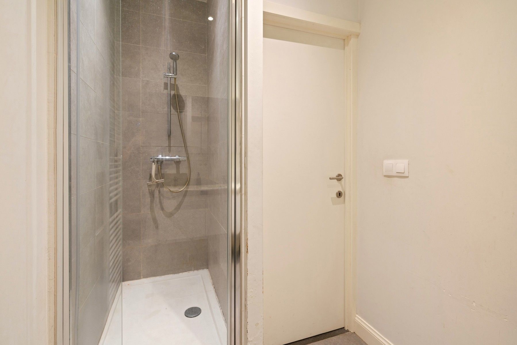 Gerenoveerd, energiezuinig appartement op toplocatie foto 11