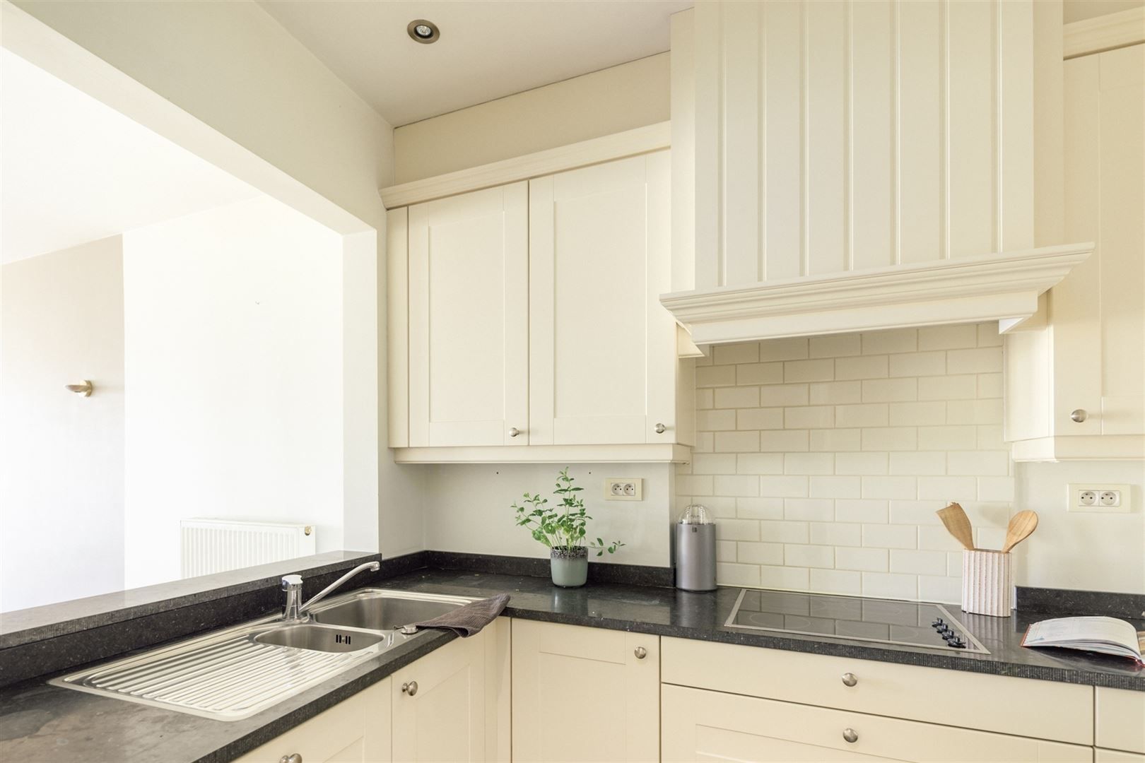 Wonen in het hart van Brasschaat, met zicht op het Oud Gemeentehuis foto 9