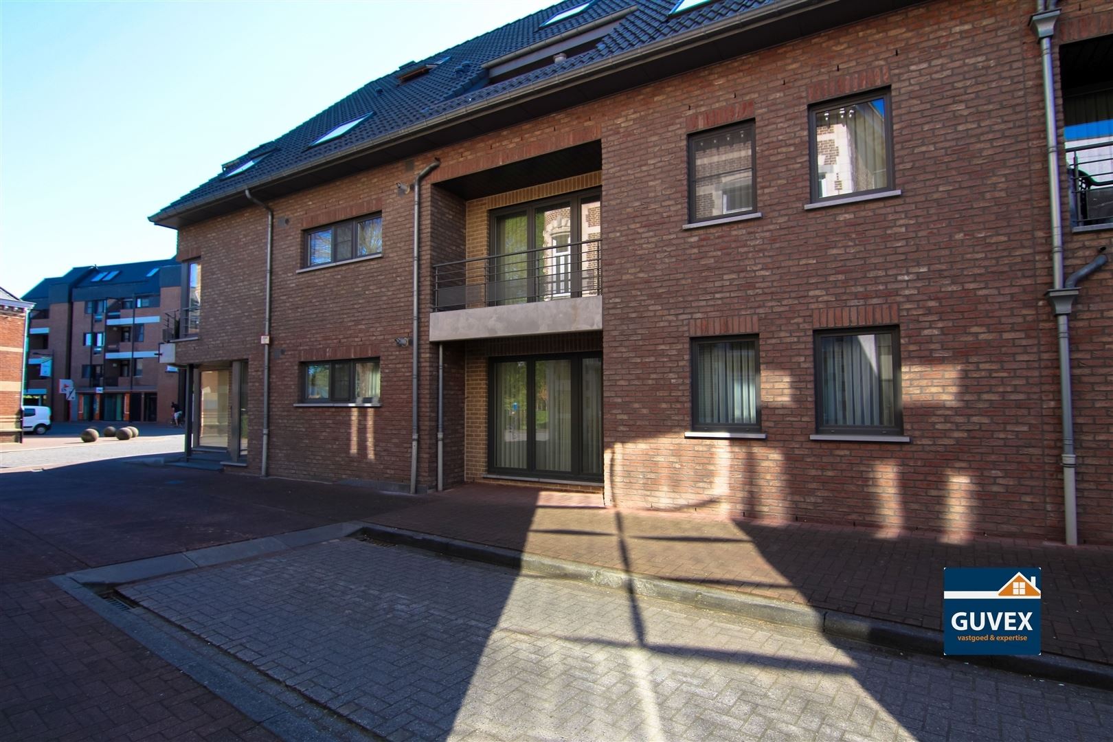 Verzorgd en ruim gelijkvloers appartement te Alken. foto 12