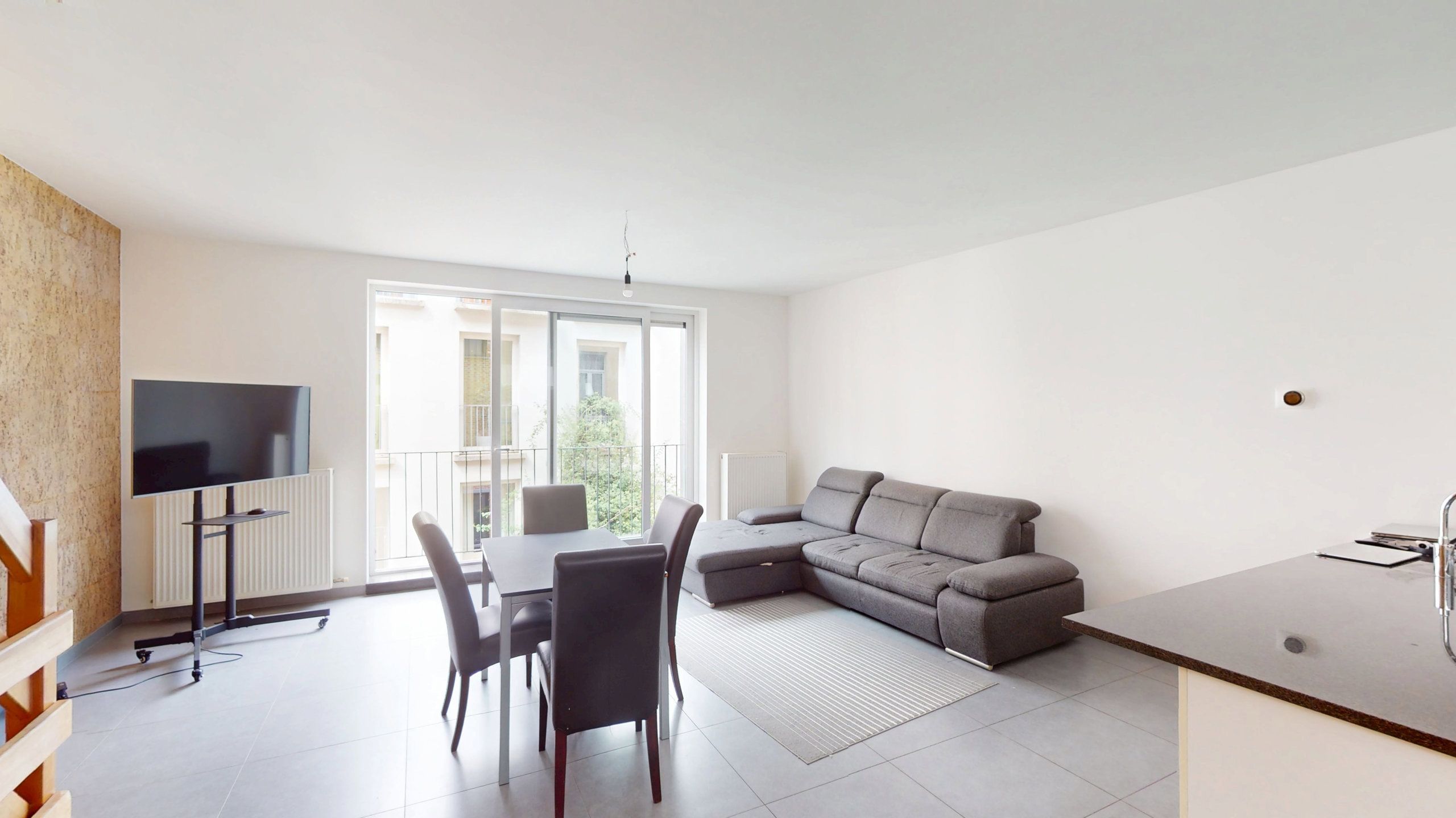 ANTWERPEN - Moderne woning op centrale locatie  foto {{pictureIndex}}