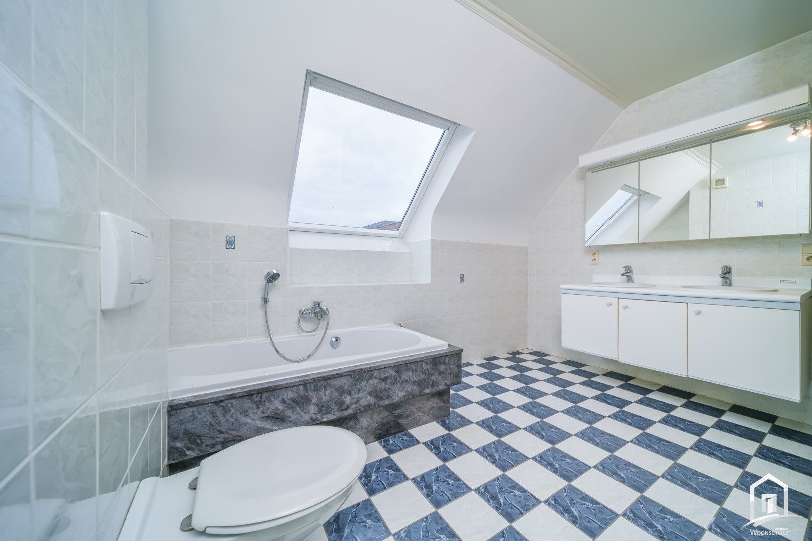 Gezellig en ruim duplex-appartement in centrum Aalst foto 18