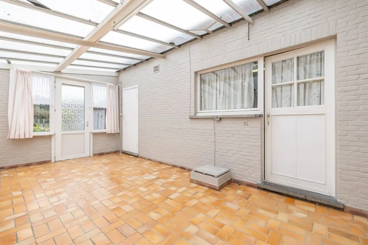 Woning met 3 slaapkamers, veranda en ruime tuin foto 9